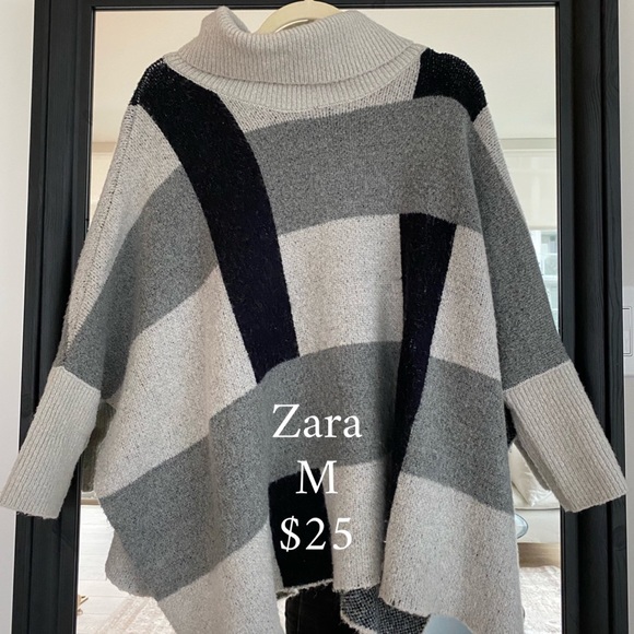 Poncho sweater - Picture 1 of 1